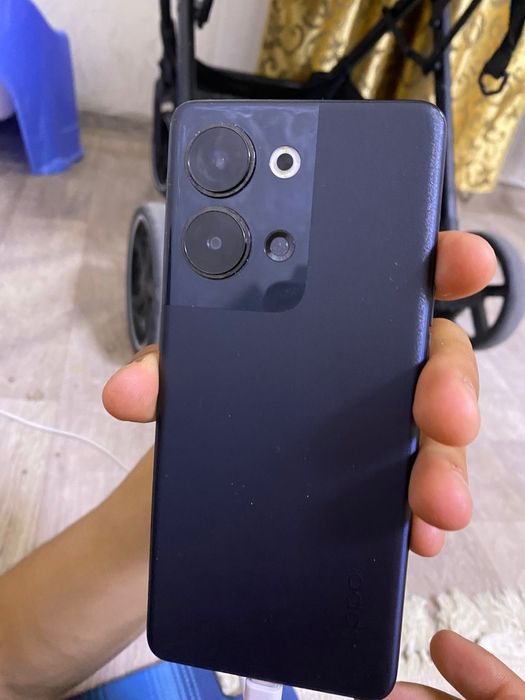 Oppo Reno9 5G срочно