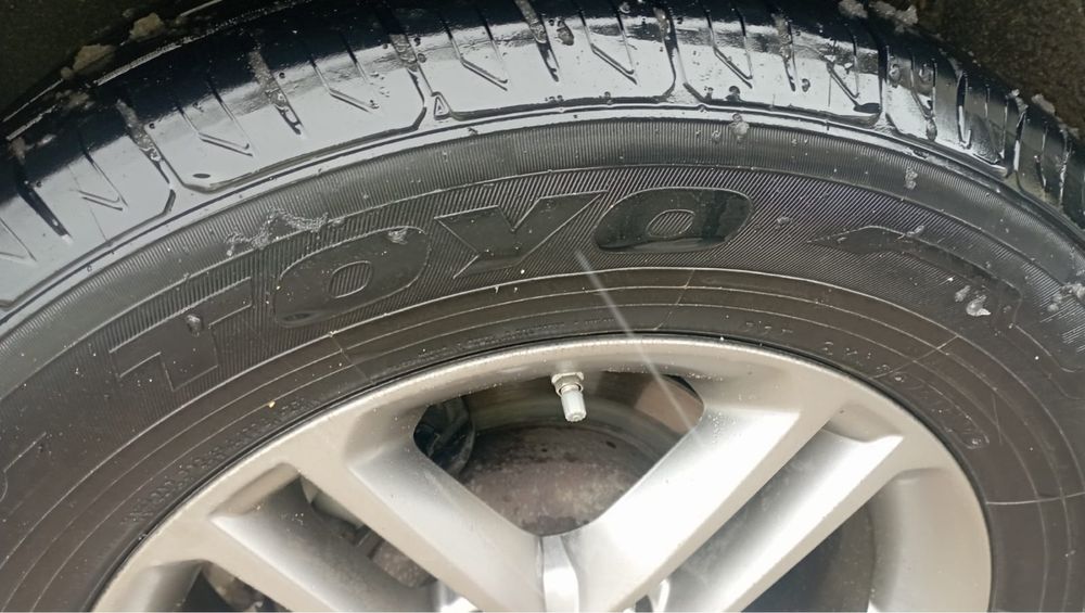 Продам автошины 2 шт…