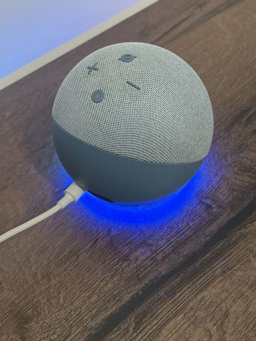 Boxa Amazon Echo Dot