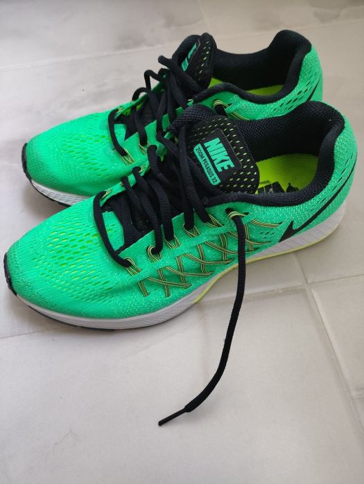 Дамски маратонки Nike