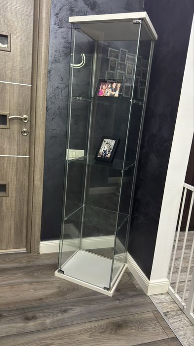 Vitrina/soldat sticla 160*37*34 cm ikea
