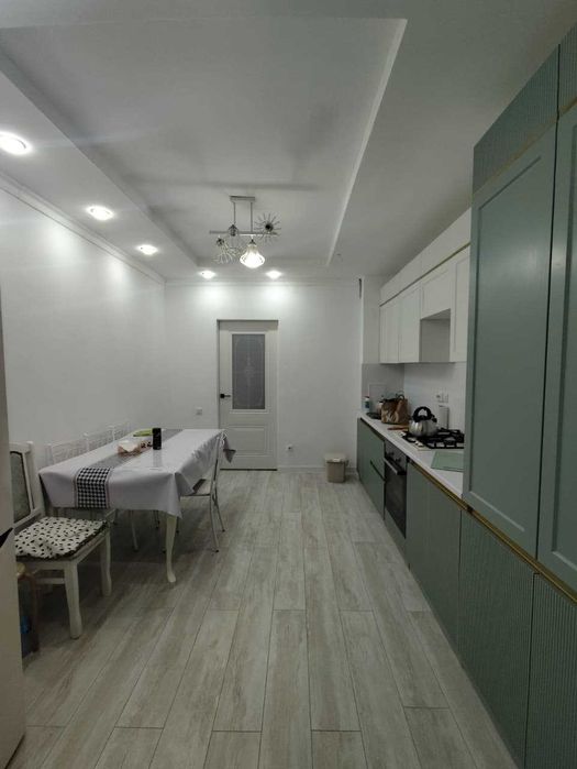 Продается 2 комн. кв. р-н 2-база