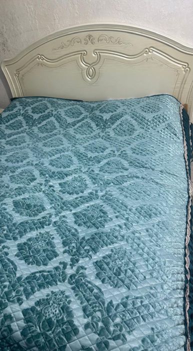 Продам спальний гарнитур