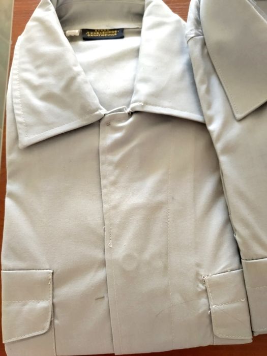 Мъжки ризи и панталони нови от едно време