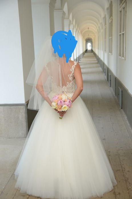 Vand rochie mireasa