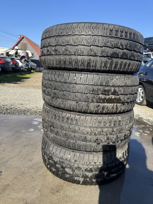 4 anvelope iarna Toyo Observe VAN 225/55r17 C 109H