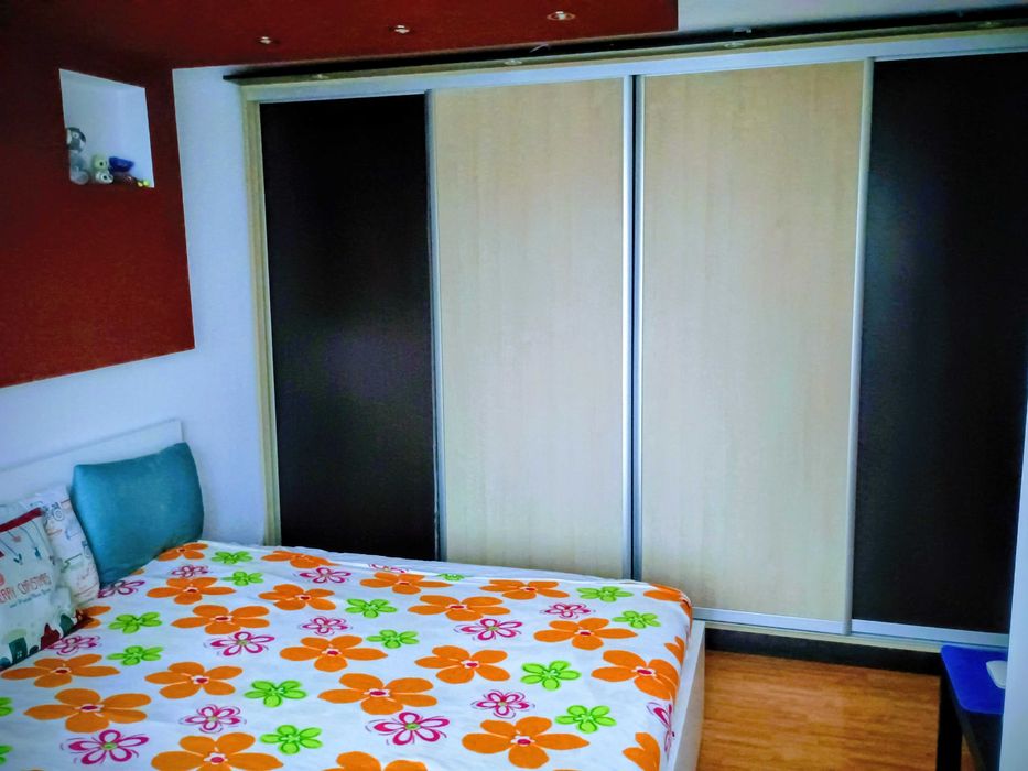De inchiriat superb apartament cu 3 camere cu boxa subsol-loc parcare