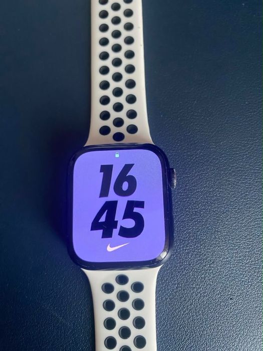Продам эпл уотчи