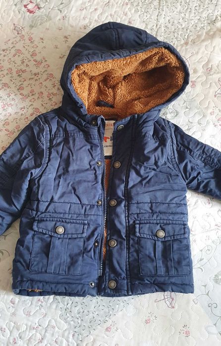 Продам детскую куртку