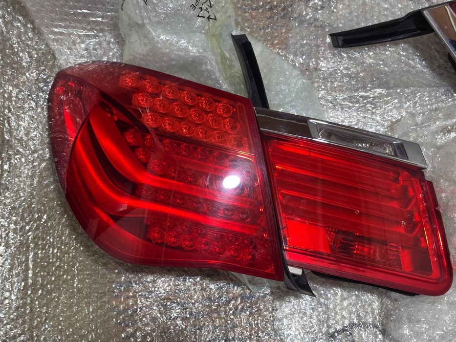 Продам комплект фар BMW 5 Series E60 LCI