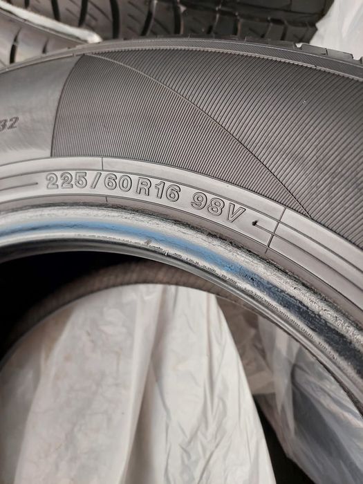 Шины Yokohama 225/60/16