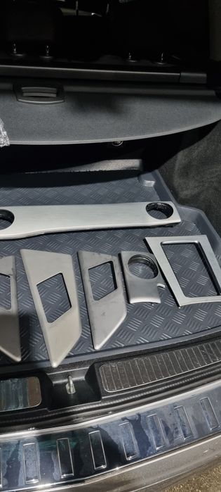 Декоративни вътрешни лайсни комплект на  Мерцедес GLK Facelift