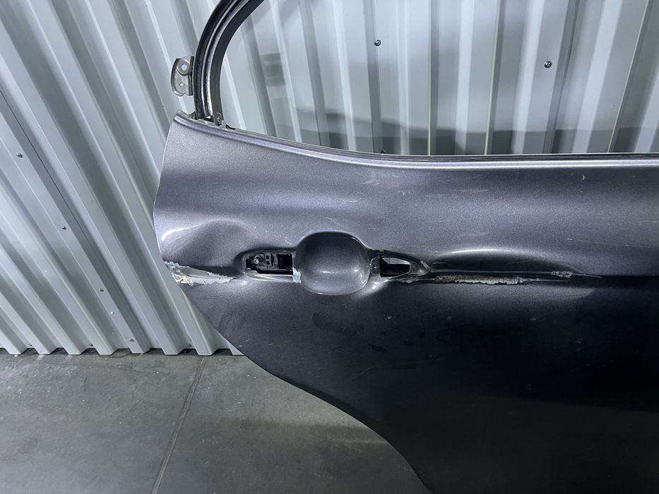 Дверь 70-75 камри тойота