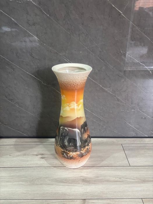 Продам вазу и картины
