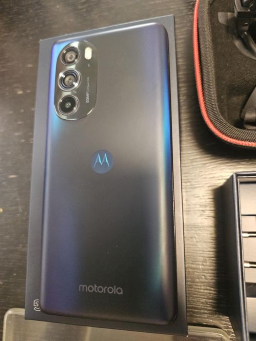 Motorola edge 30 Pro 12GB ram 256gb + Lenovo Think AR  очила