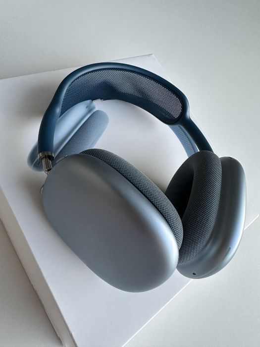 Airpods Max наушник