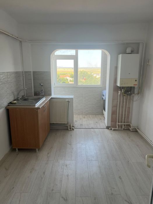 NEGOCIABIL APARTAMENT 2 camere,confort 1,decomandat — fotografia 3