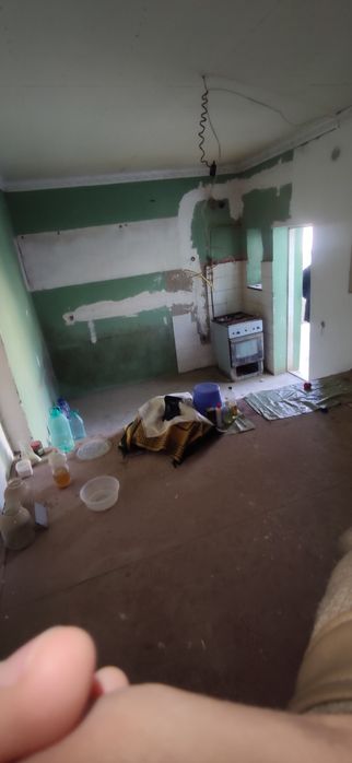 hovli sotiladi shahar markazidan