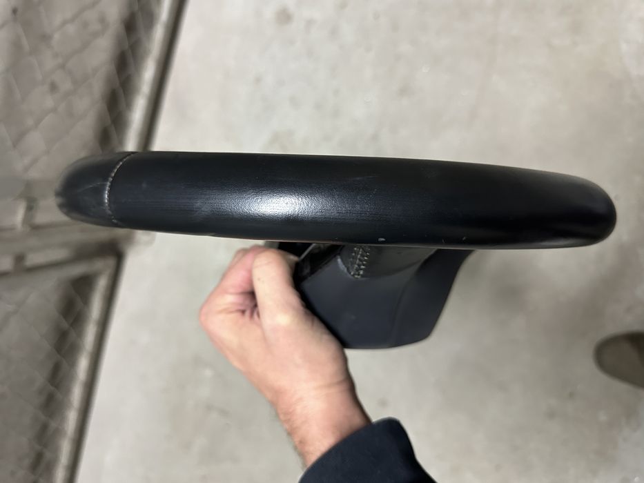 Volan piele cu comenzi fara airbag VW Passat B8 Golf 7 cod 5G0419091