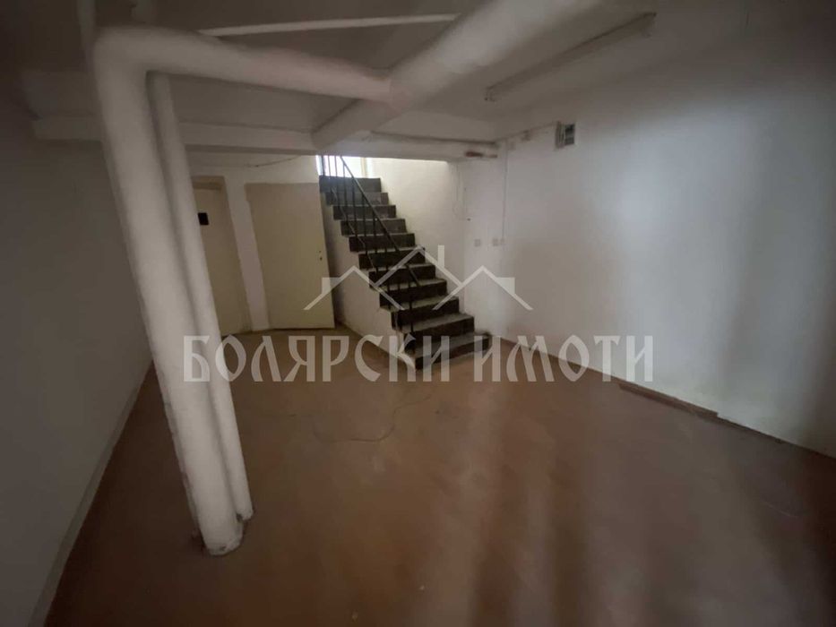 Продава се Магазин в Велико Търново, Света гора - 345 кв.м за 900 €/кв.м - Снимка #7