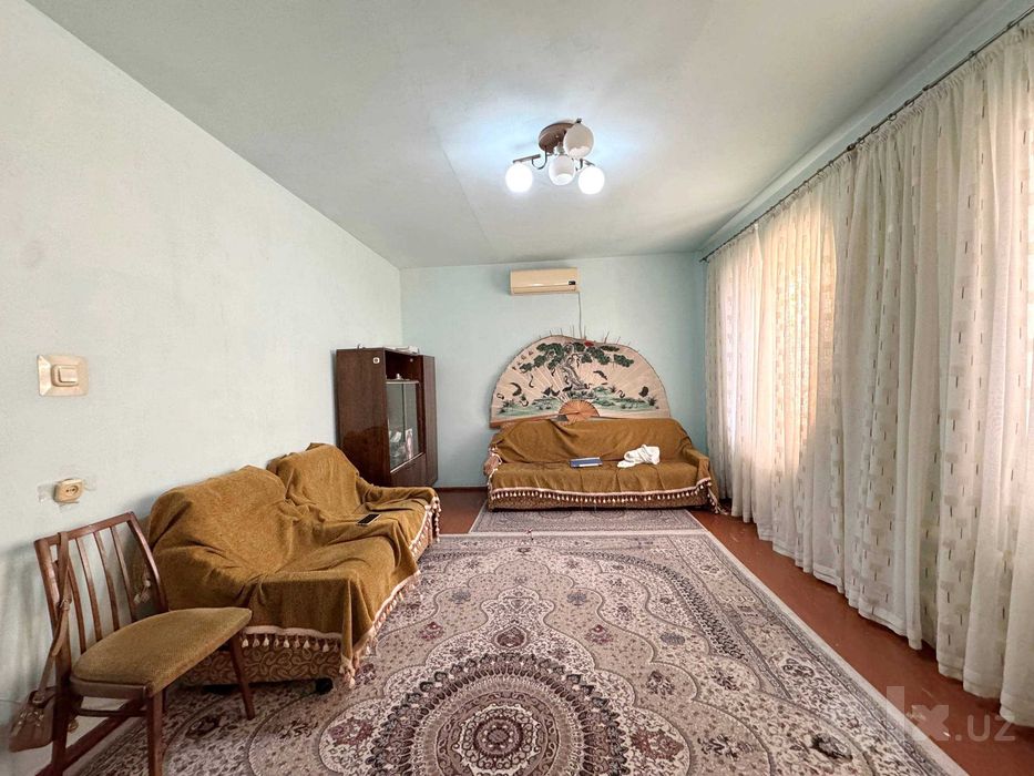 СРОЧНО Продается дом 8 комнат 330 м2 Юкори-Чирчик 12 соток Йик ота
