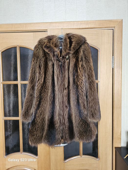 Шуба,  мех натуральный енот