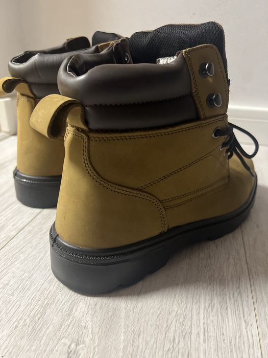 Bocanci protectie cu bombem busters