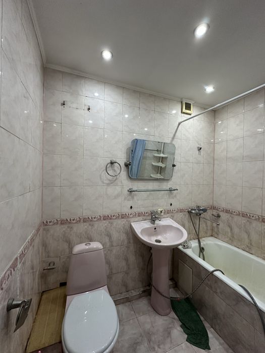 Продается 3-х ком квартира в районе Бани