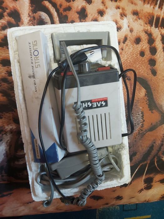 Машинка для маникюра