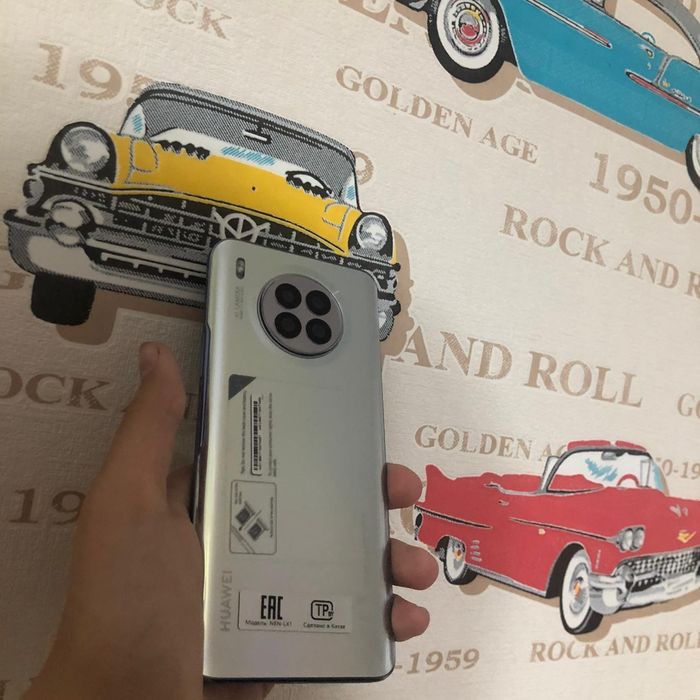 Продам HUAWEI NOVA 8i, 128GB