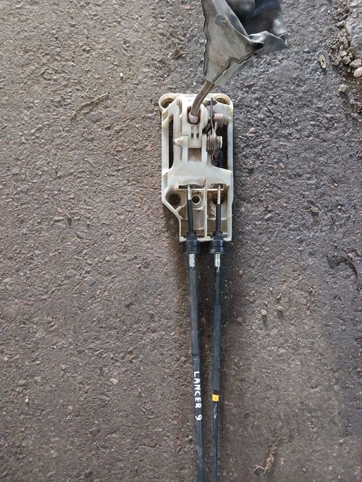 Кулиса Митсубиси Лансер 9 на 2003г