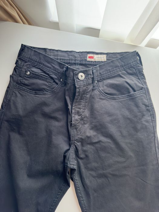 Blugi Wrengler Slim Fit