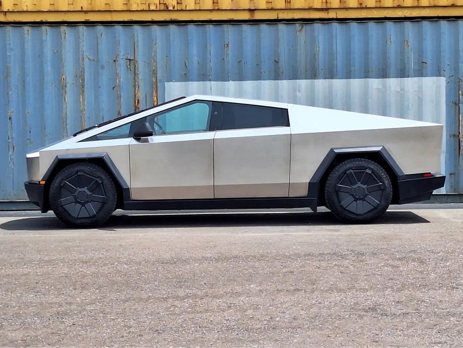 Tesla cybertruck