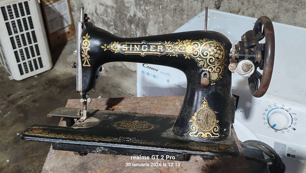Corp mașină cusut Singer