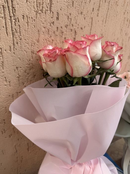 Свежие букеты роз