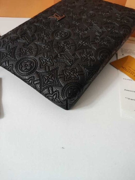 In stoc Louis Vuitton Portofel Geanta, piele 9706