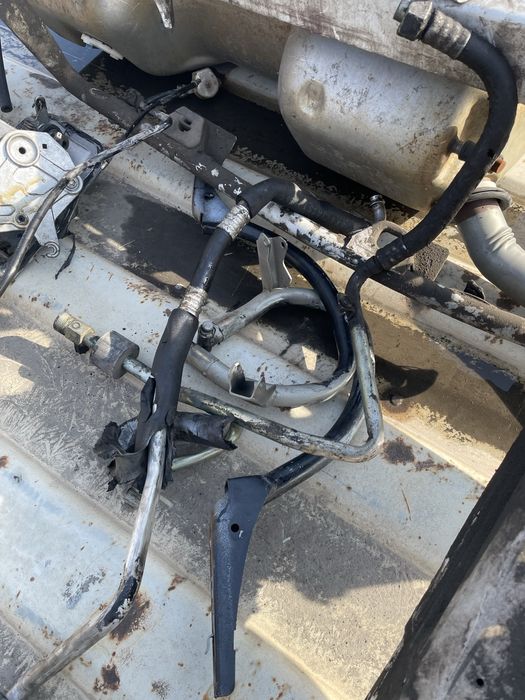 Запчасти на мерседес w140