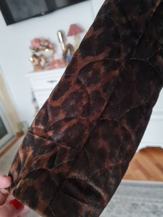 Vand palton tigrat  matlasat lung