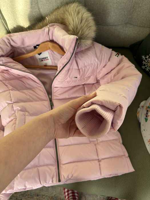 Пухено яке Tommy Jeans розово М размер
