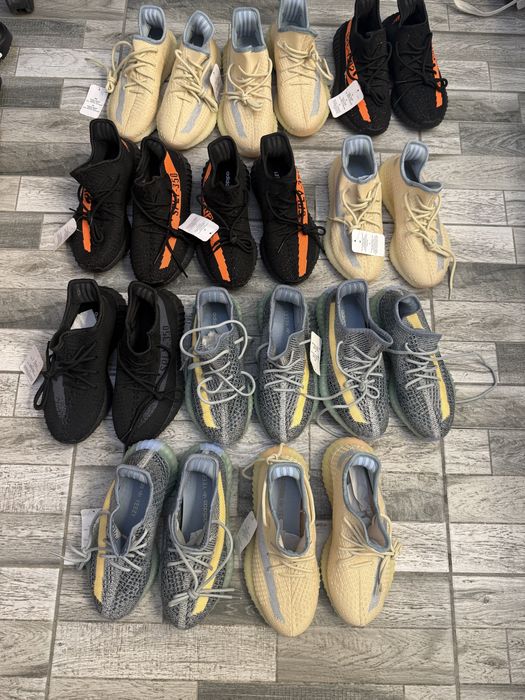 Vand adidasi yeezy boost en gros
