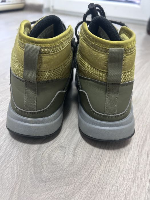 Обувки, маратонки, боти Adidas Terrex