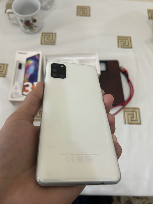 Samsung телефон сатылады