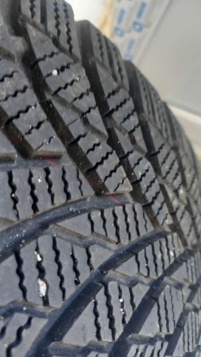 Set 4 Roti cu anvelope de iarna pentru VW Golf 5, jante otel, 15 inch