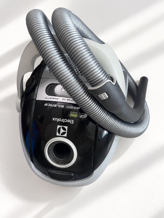 Aspirator Electrolux Classic Silence – Hygiene Filter 12 – folosit o singură dată