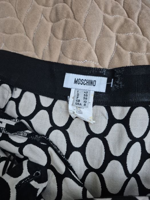 Продам юбку от Москино оригинал