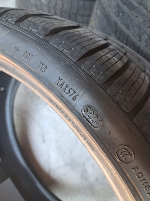 4 anvelope M+S 285 30 r22 Pirelli