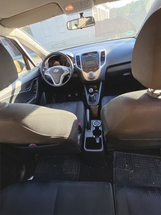 HYUNDAI ix20 2010 — imagine 5