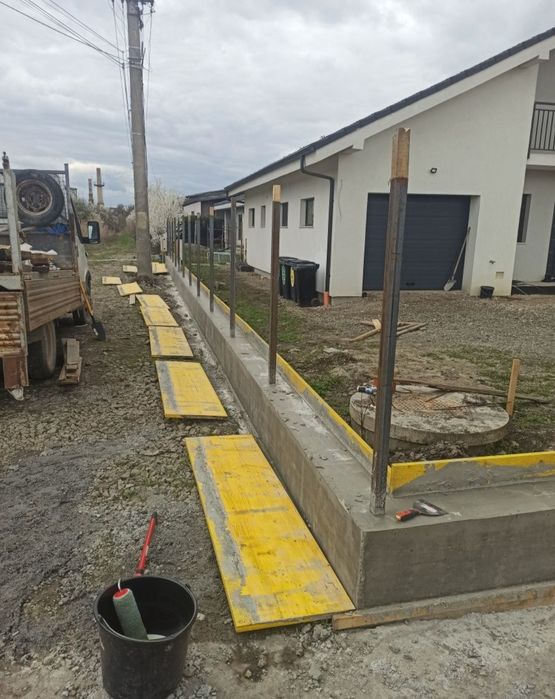 Executam garduri și porți la comanda clientului