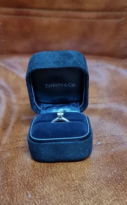 tiffany solitaire inel din platina  PT 950 cu diamant 0,40 carate KJ