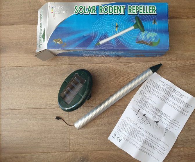 Соларен уред против змии, къртици, сляпо куче, мишки, таралежи
